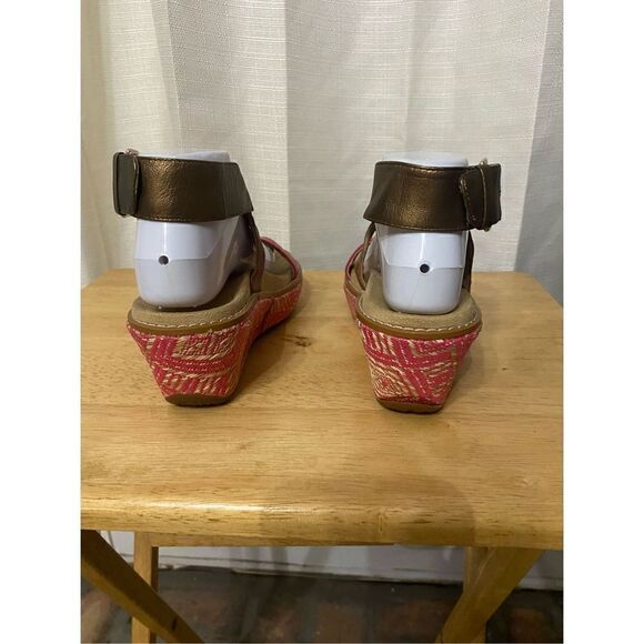 Vionic ankle strap wedge sandals - Picture 4 of 8